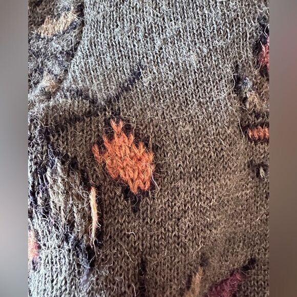 Peruvian Link Alpaca Cardigan with metal closure olive green with leaves - M - Picture 6 of 6